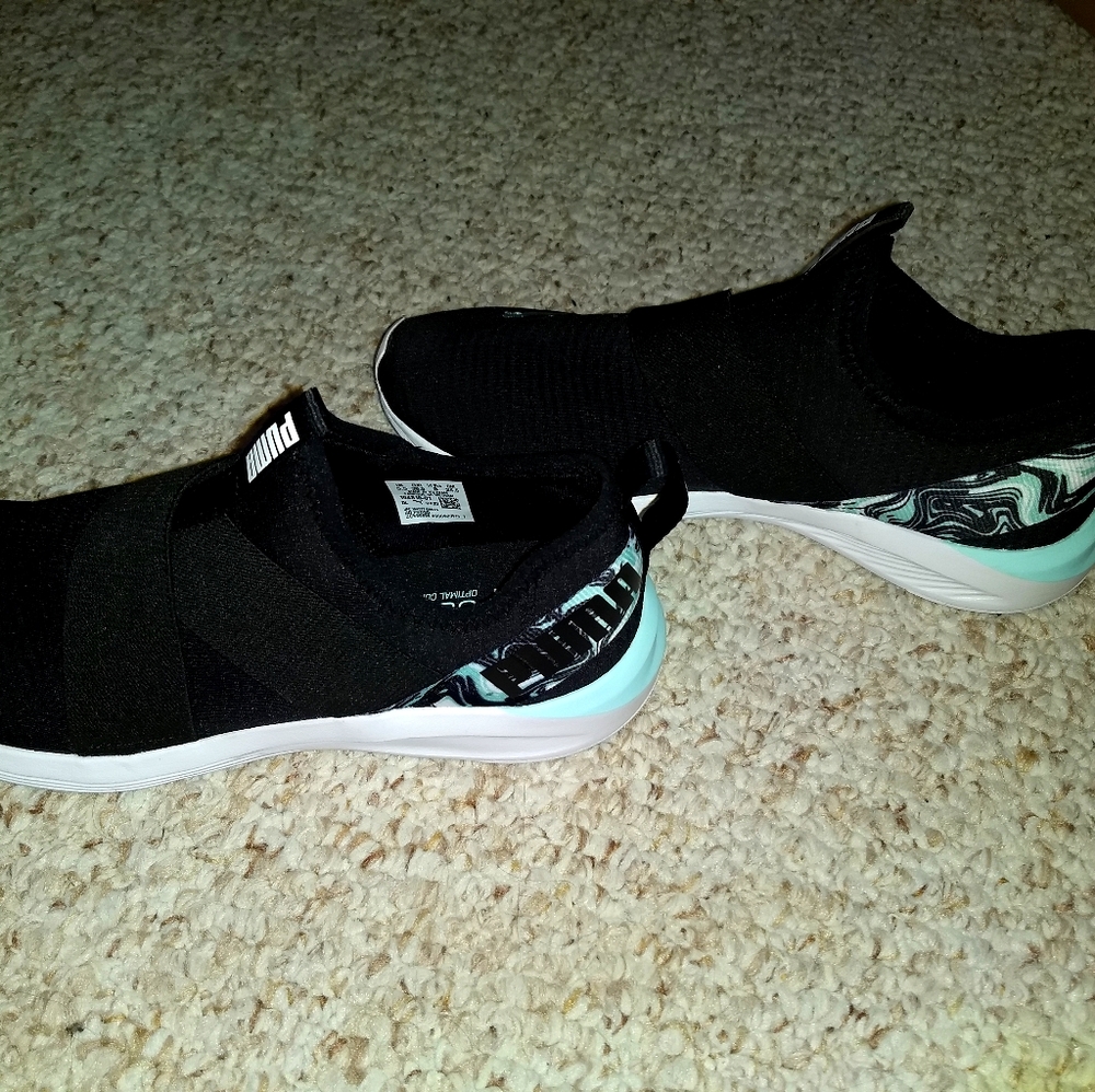 Puma Prowl women's athletic shoes